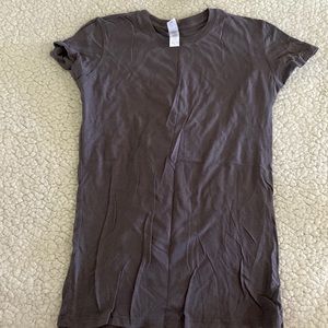 Grey tee